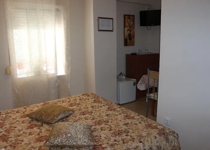 El Parque Guest house 3*